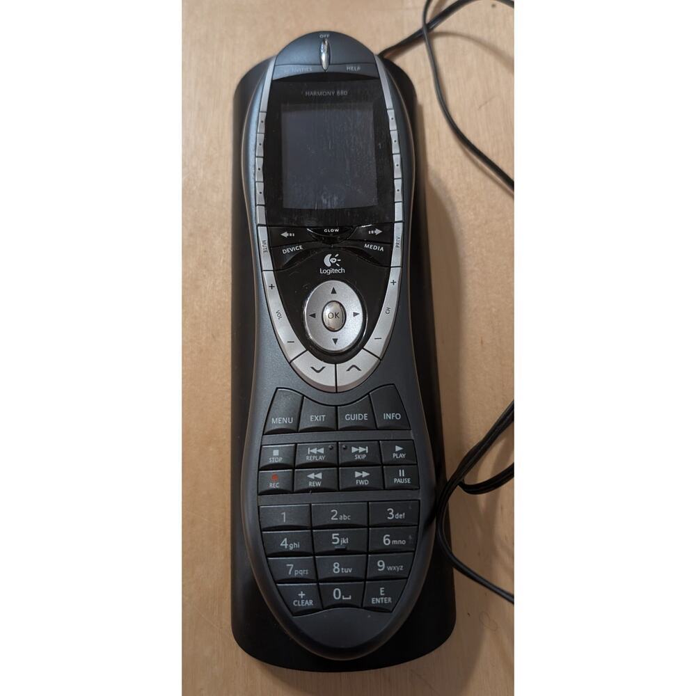 🎃Logitech Harmony 880 Universal Remote
